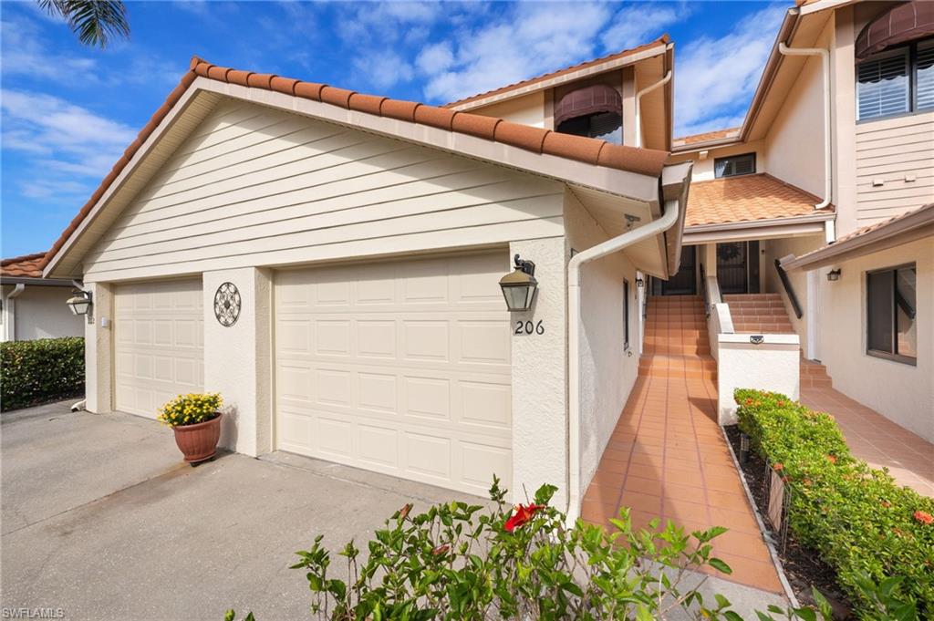 16550 Heron Coach WAY 206