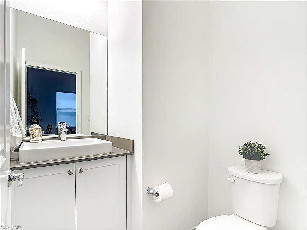 5696 Argento DR photo 17