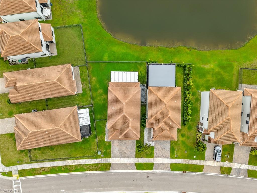 5696 Argento DR photo 36