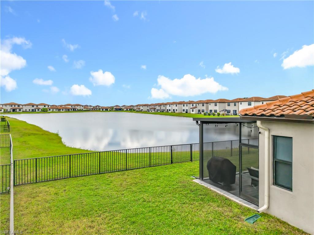 5696 Argento DR photo 32