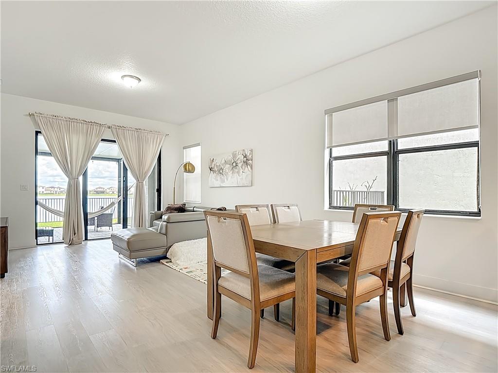 5696 Argento DR photo 9