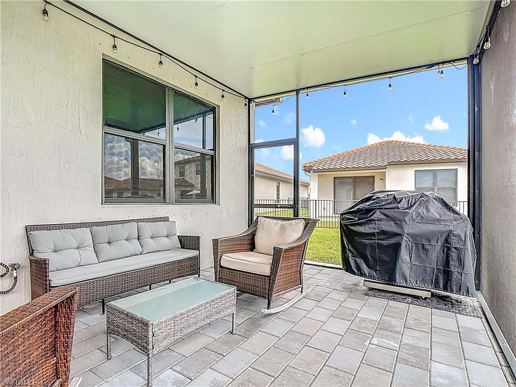 5696 Argento DR photo 30