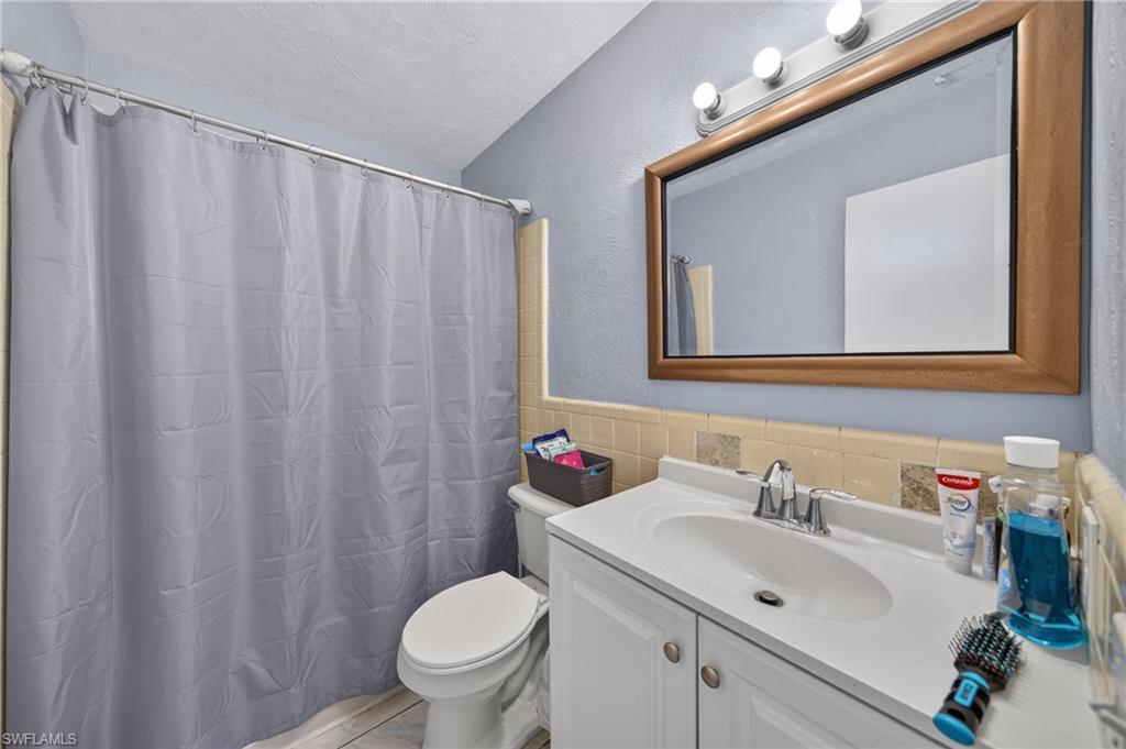 1306 SE 40th TER photo 28