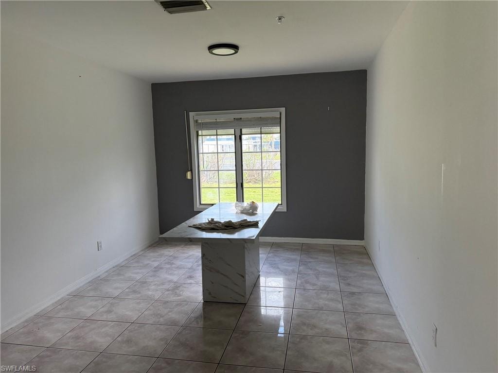 200 Arthur AVE photo 7