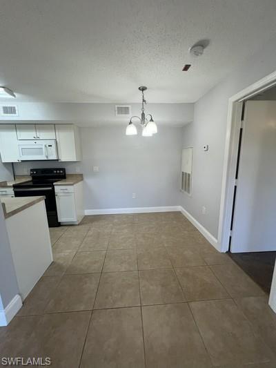 12570 Equestrian CIR 1413 photo 8