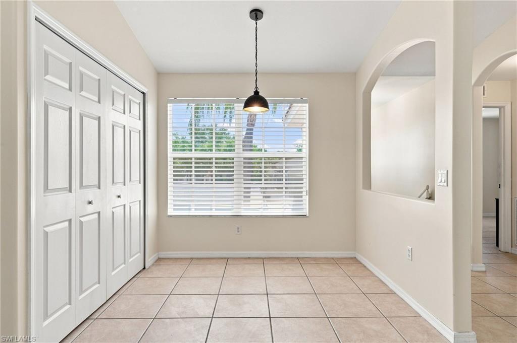 Kitchen Dining area