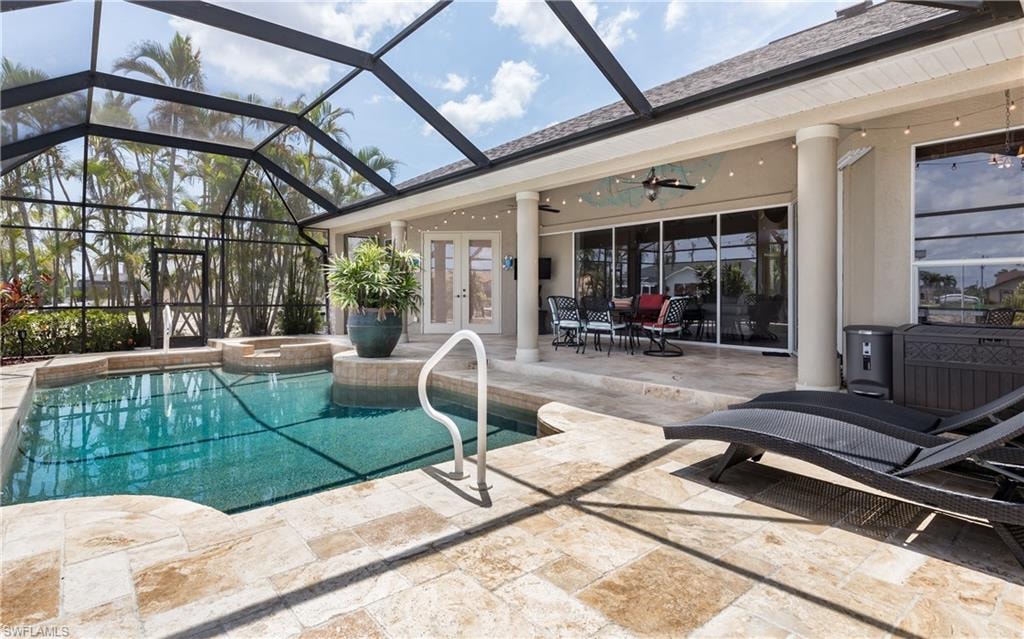 Screened in Patio