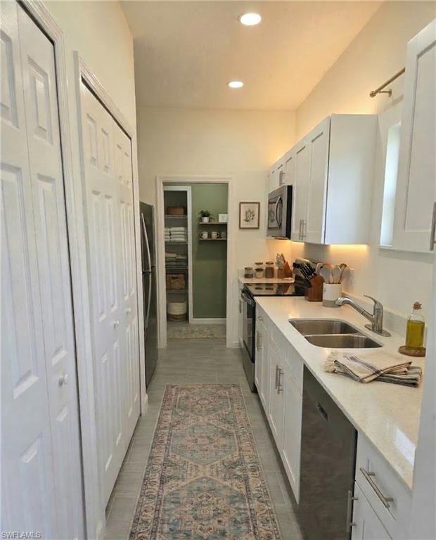 608 Kleinart DR