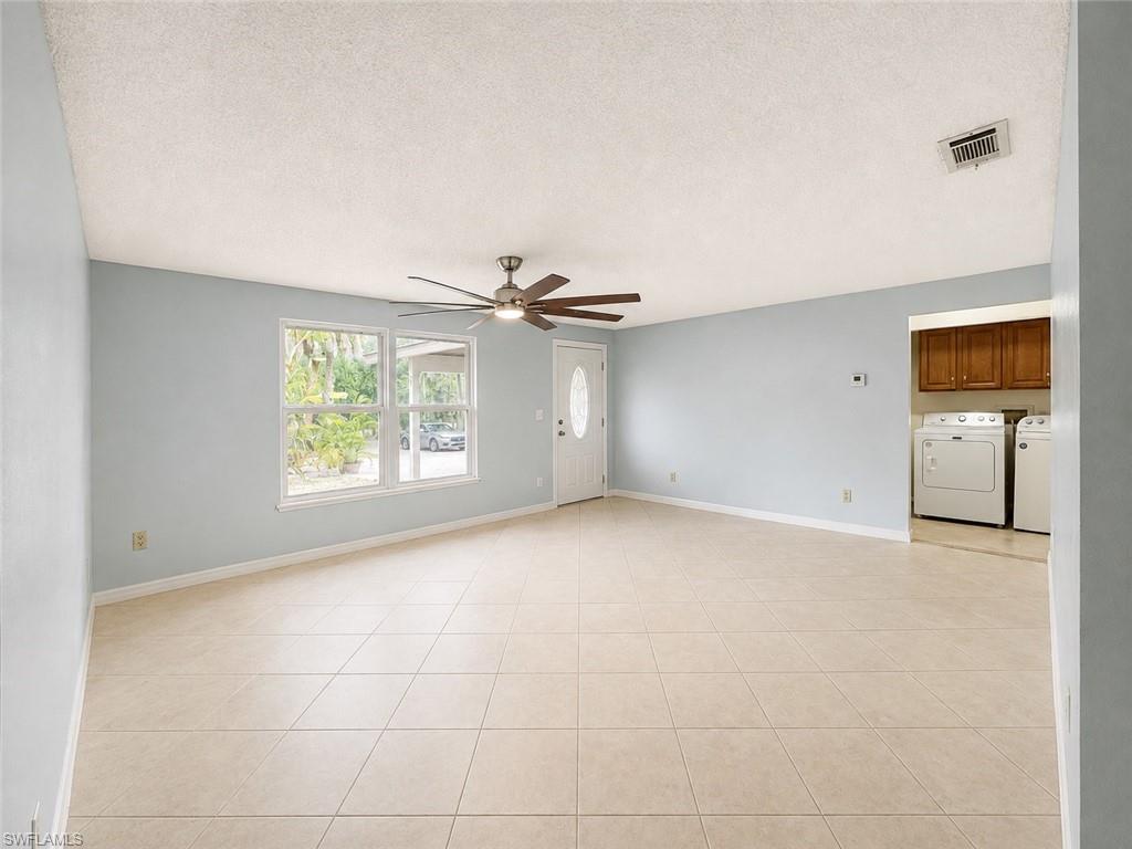 4980 Coral Wood DR photo 6