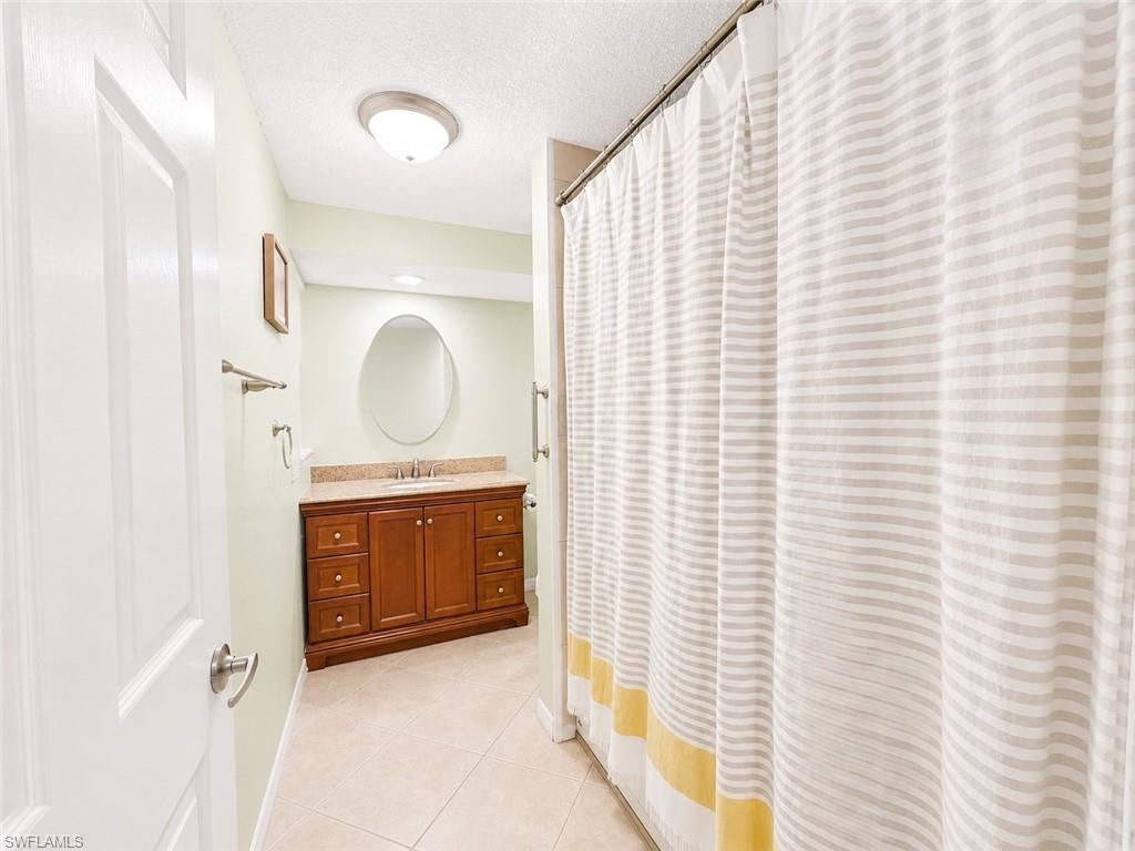 4980 Coral Wood DR photo 15