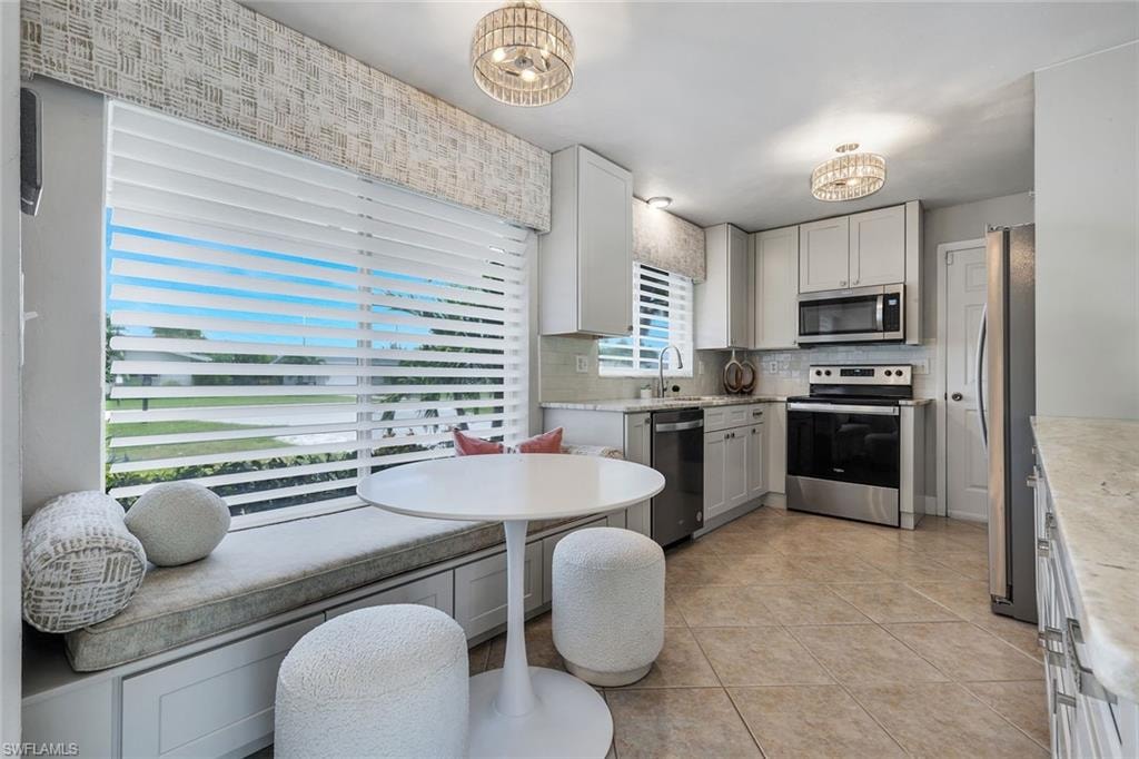 5236 Elm CT