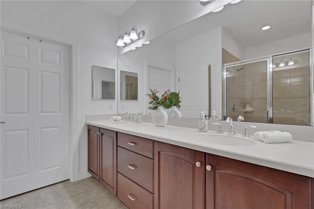13466 Kent ST photo 12