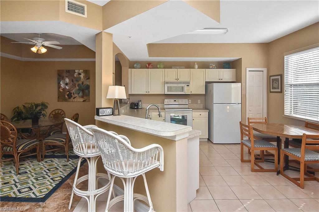 10520 Amiata WAY 205 photo 8