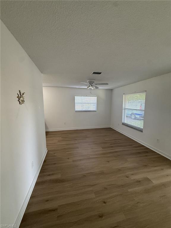 1124 Highlands DR photo 10