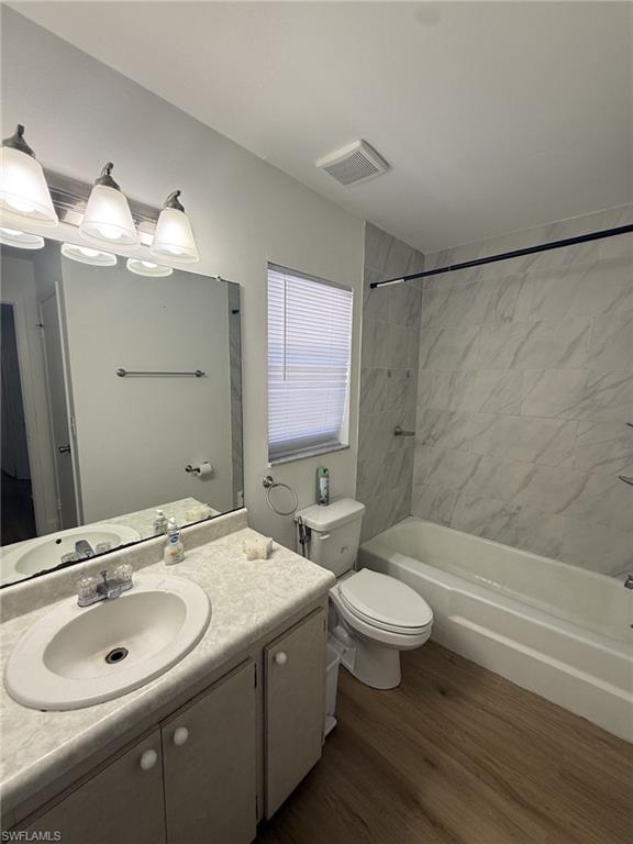 1124 Highlands DR photo 8