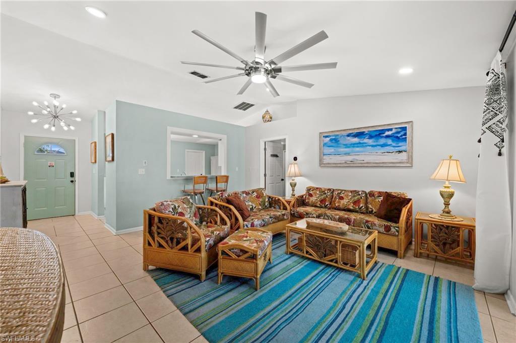 High ceilings in the living room