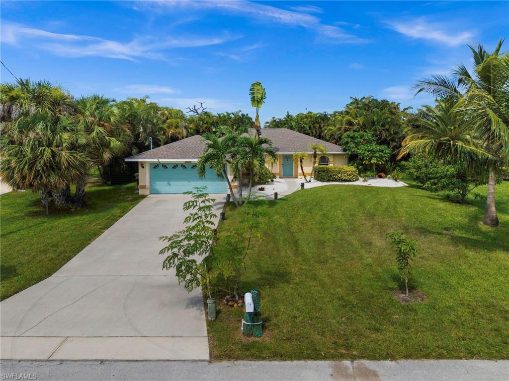 Lots of space in the driveway