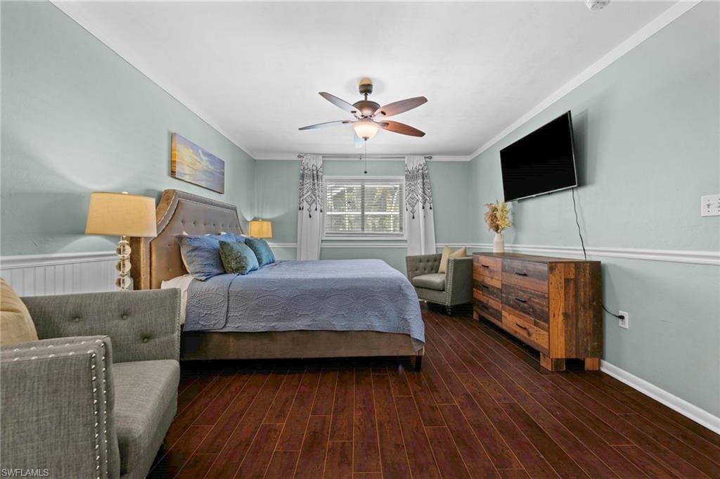 Split bedrooms for a private primary suite