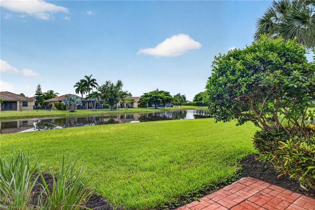 2406 Laurentina LN photo 12