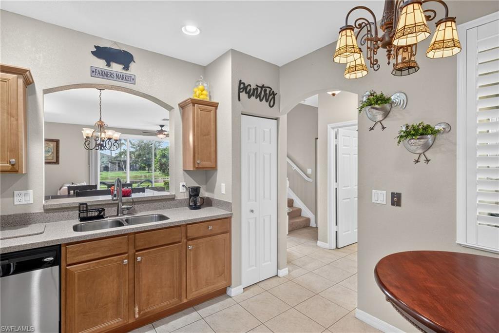 2406 Laurentina LN photo 21