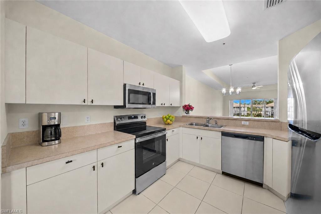 7804 Regal Heron CIR 304