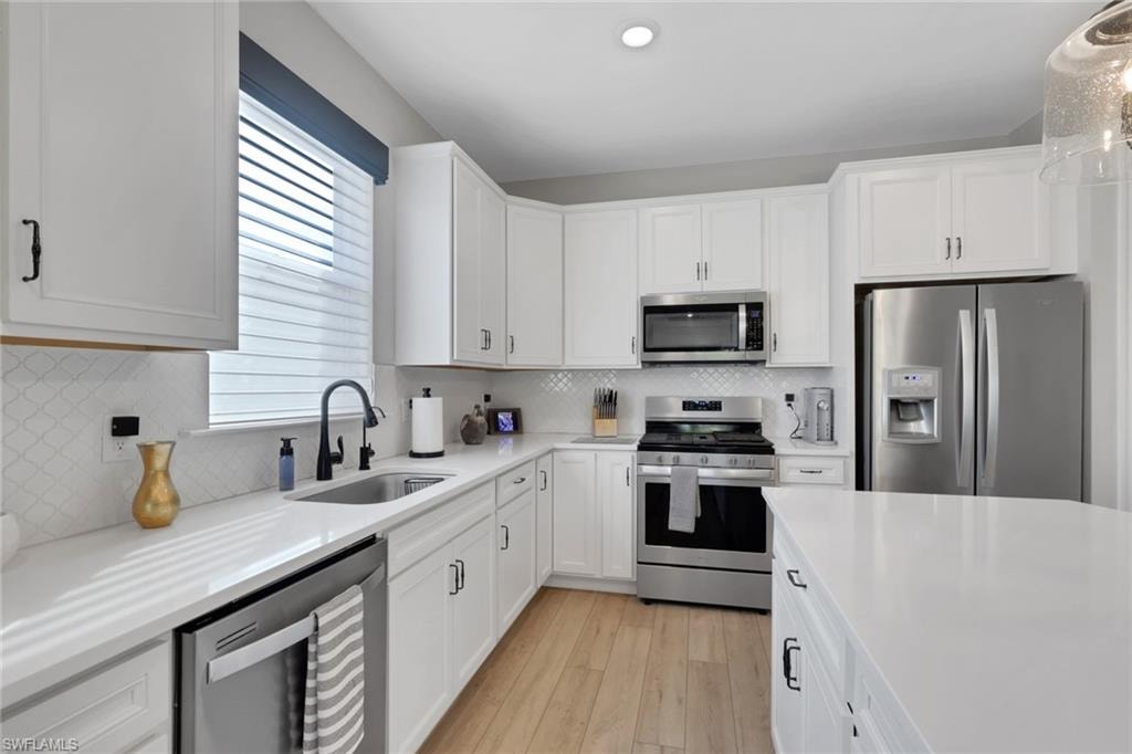 43570 Lily CT photo 6