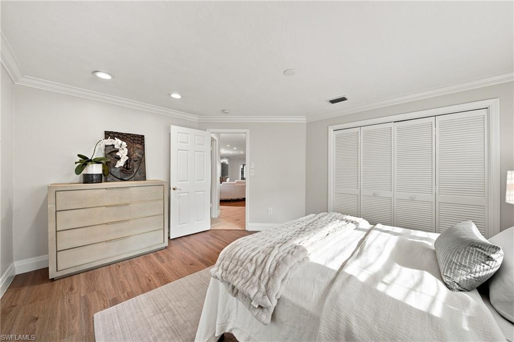 503 Neapolitan WAY photo 25