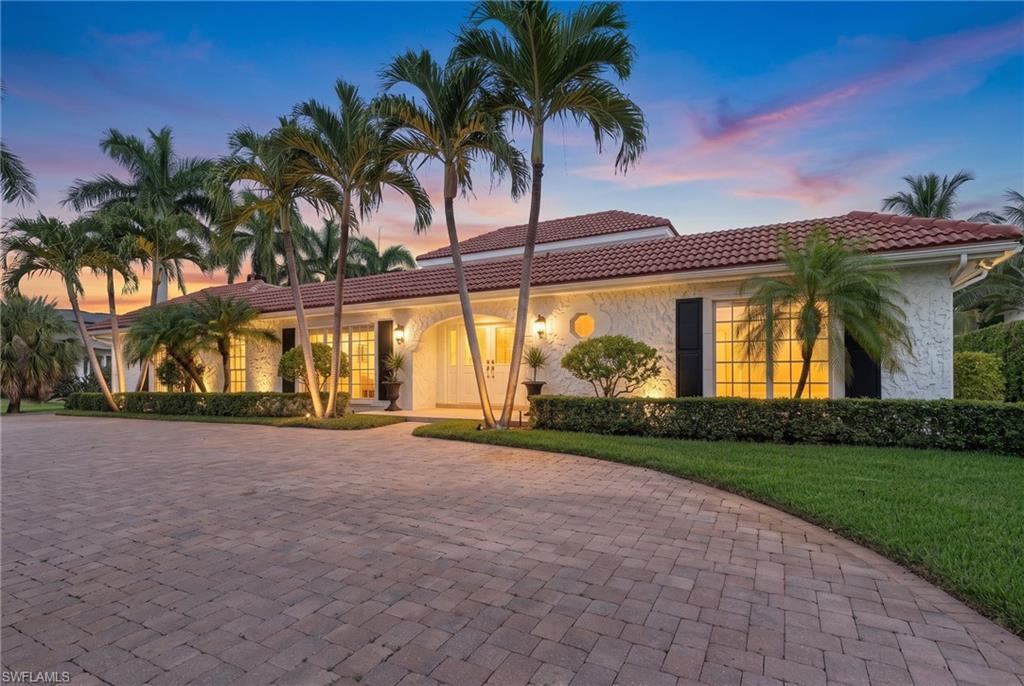 503 Neapolitan WAY