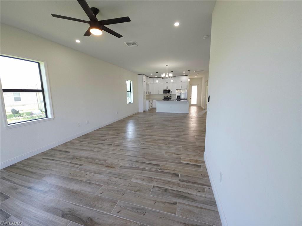 2164 Barker BLVD photo 25