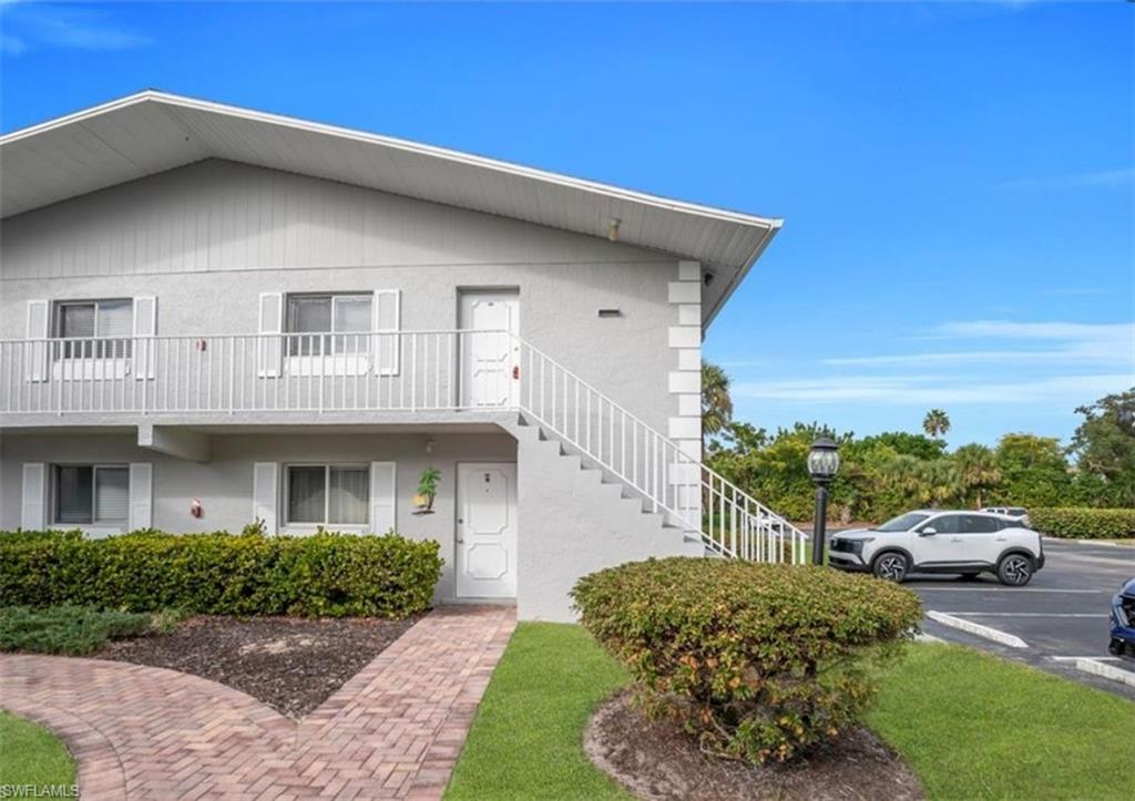 8071 Country RD 206
