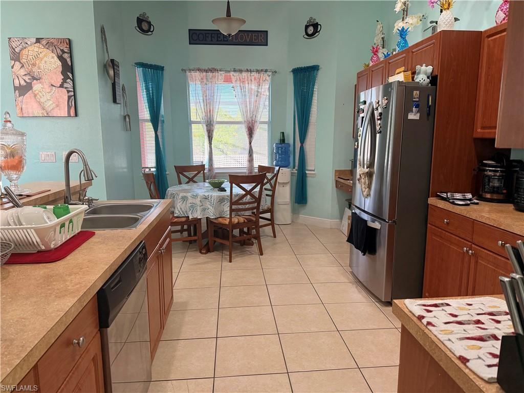 349 Piper AVE photo 8