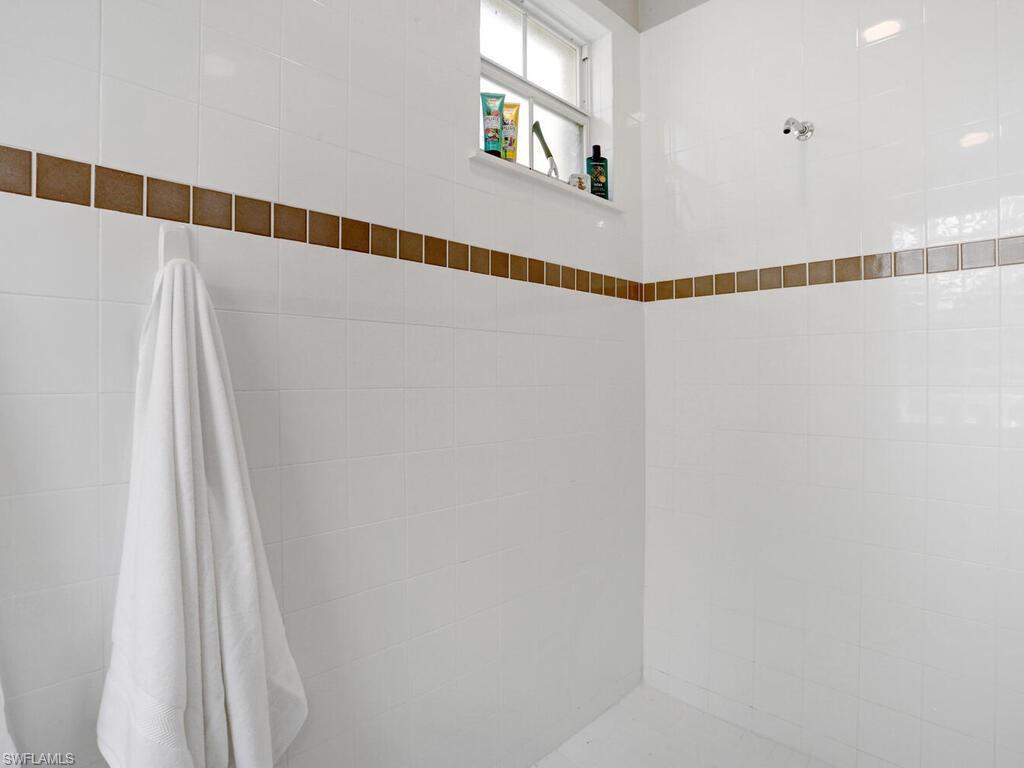 2847 Tiburon BLVD E 8-101 photo 22