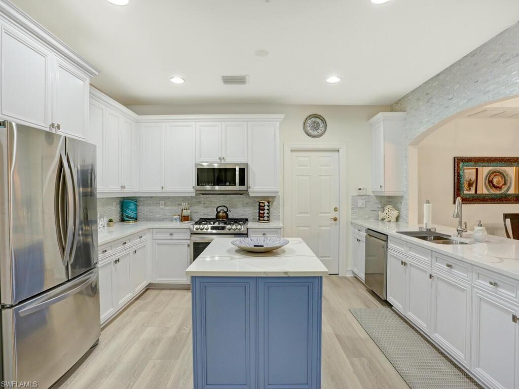 2847 Tiburon BLVD E 8-101 photo 9
