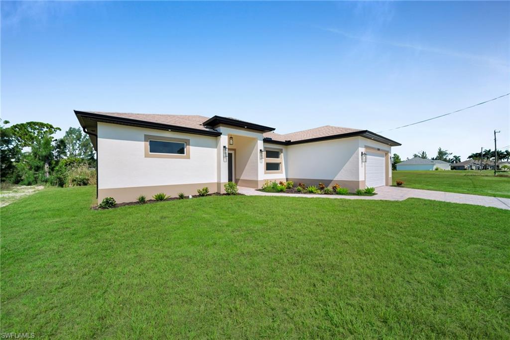 3338 NE 9th PL