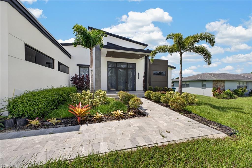 1882 Coral Point DR