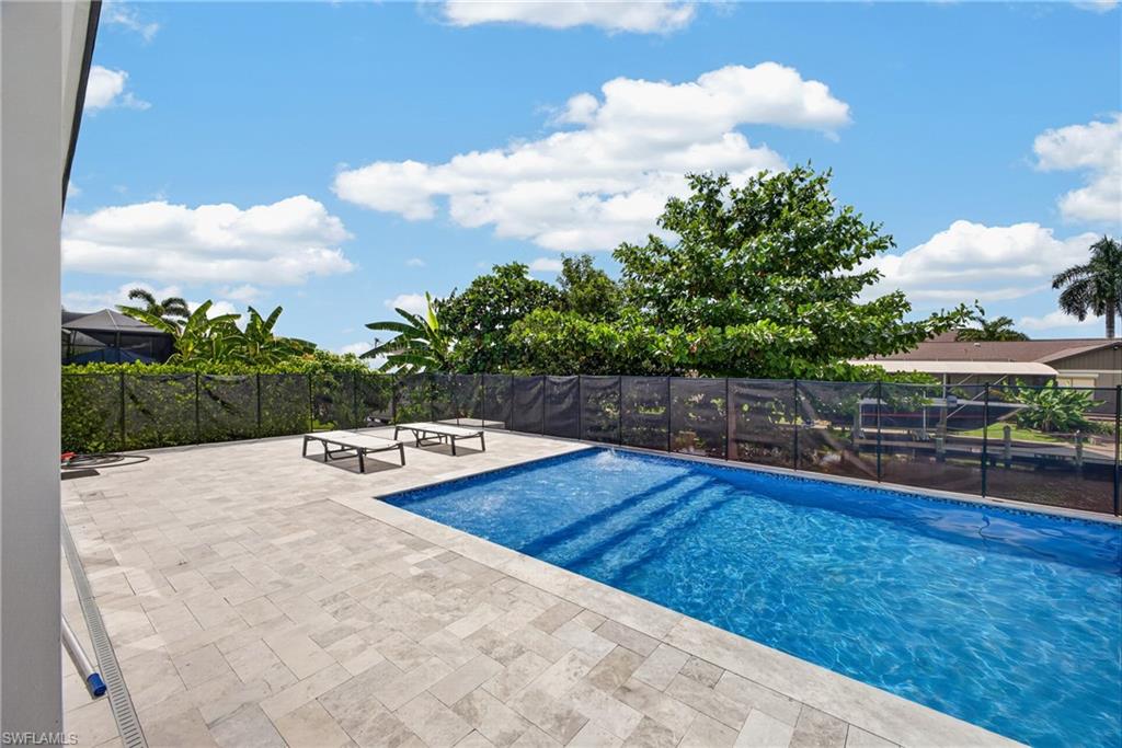 1882 Coral Point DR photo 31