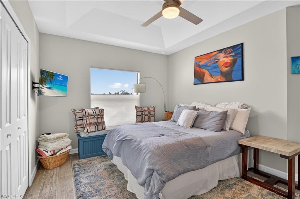 Guest Bedroom #1