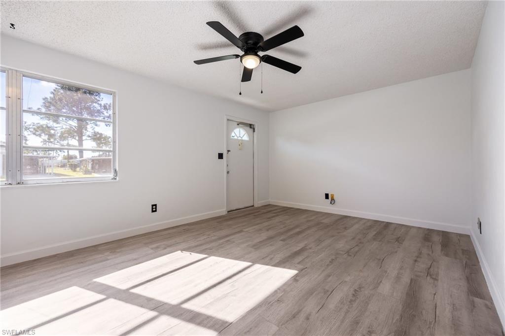 13 Pinewood BLVD photo 16