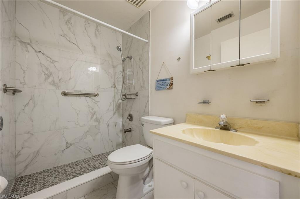 13 Pinewood BLVD photo 35