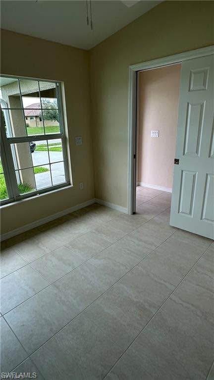 1609 Savona PKWY W photo 7