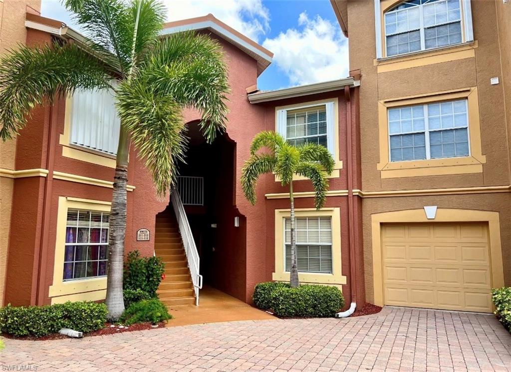 15585 ocean walk CIR 212