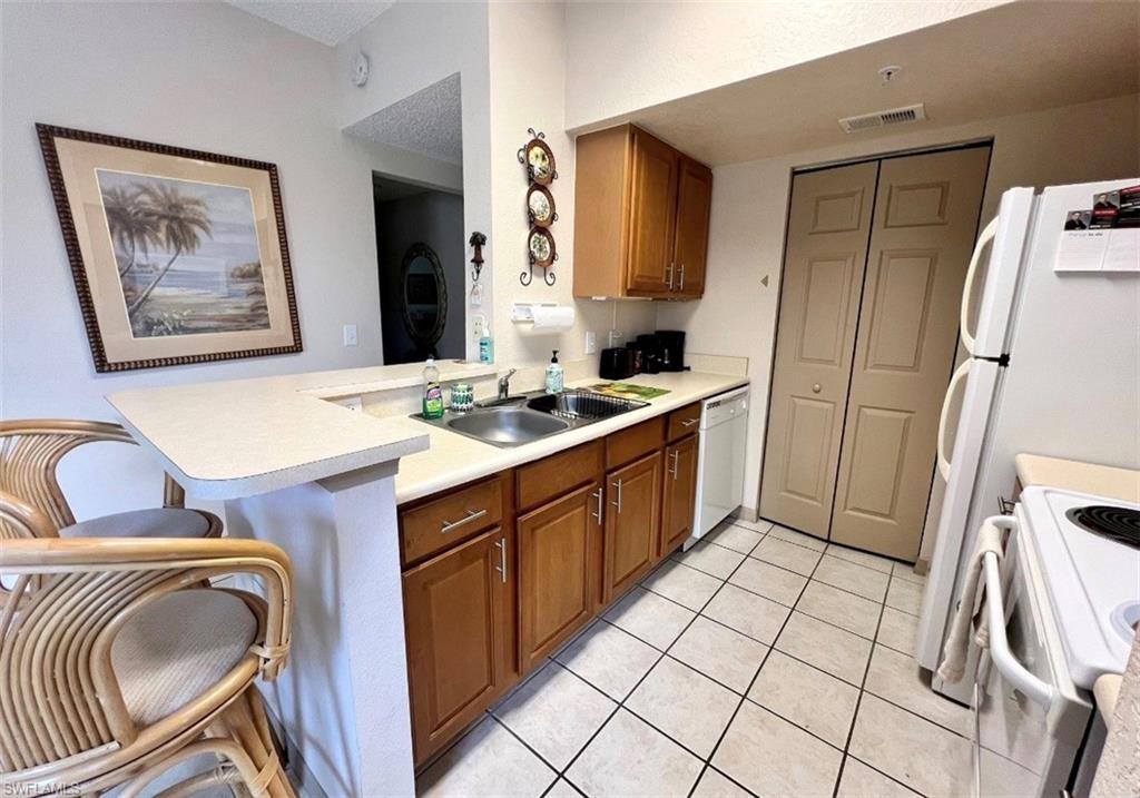 15585 ocean walk CIR 212