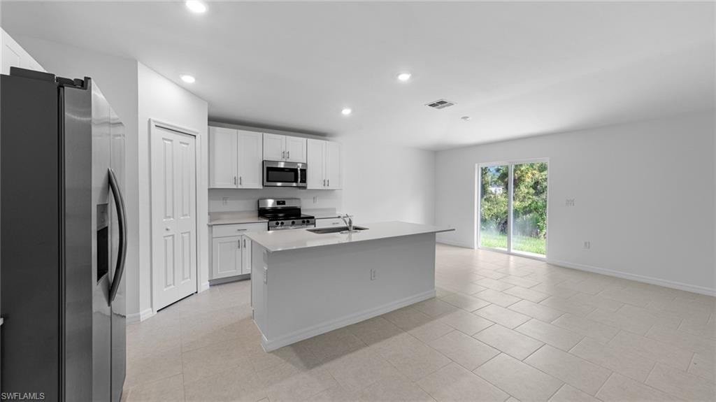2418 20th PL photo 11