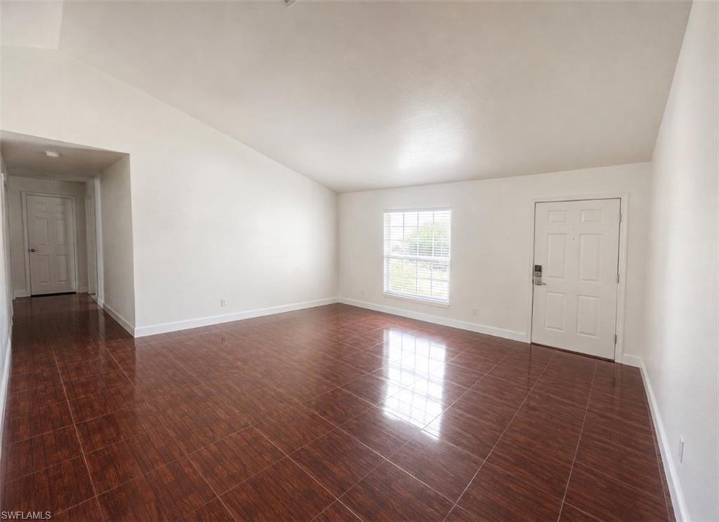 1115 Anza AVE