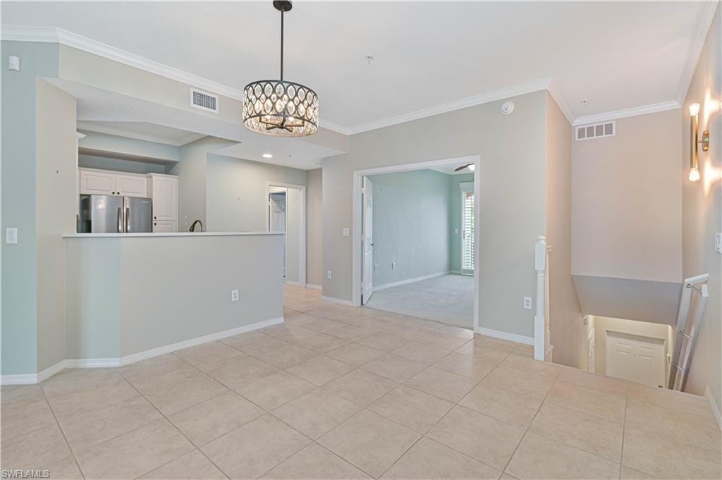 8561 Evernia CT 203 photo 7