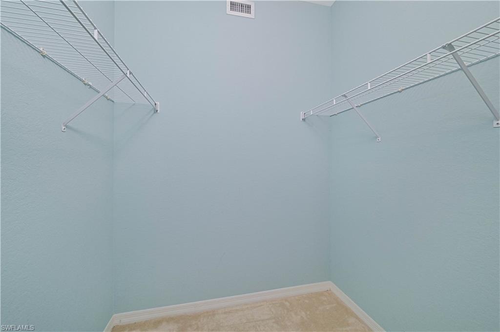8561 Evernia CT 203 photo 15
