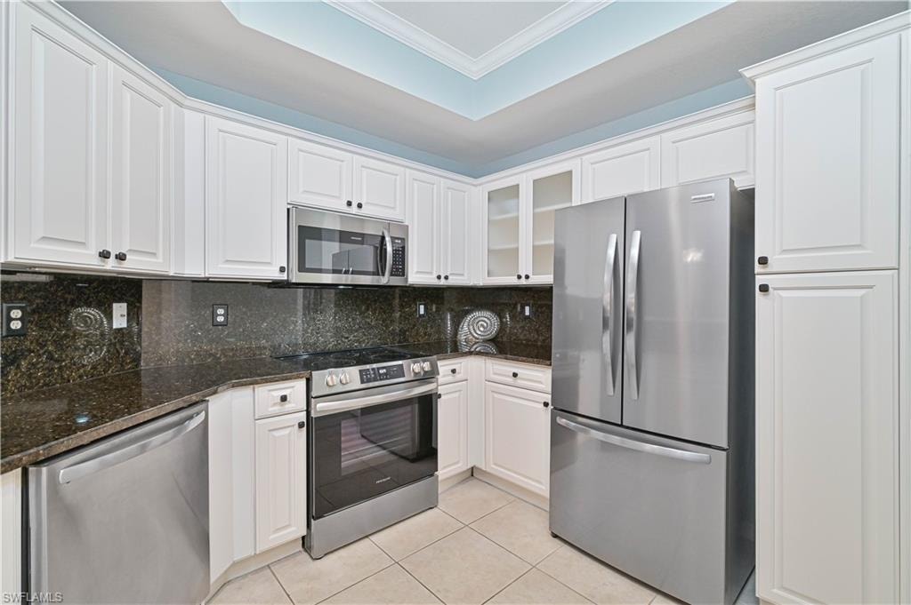8561 Evernia CT 203 photo 8