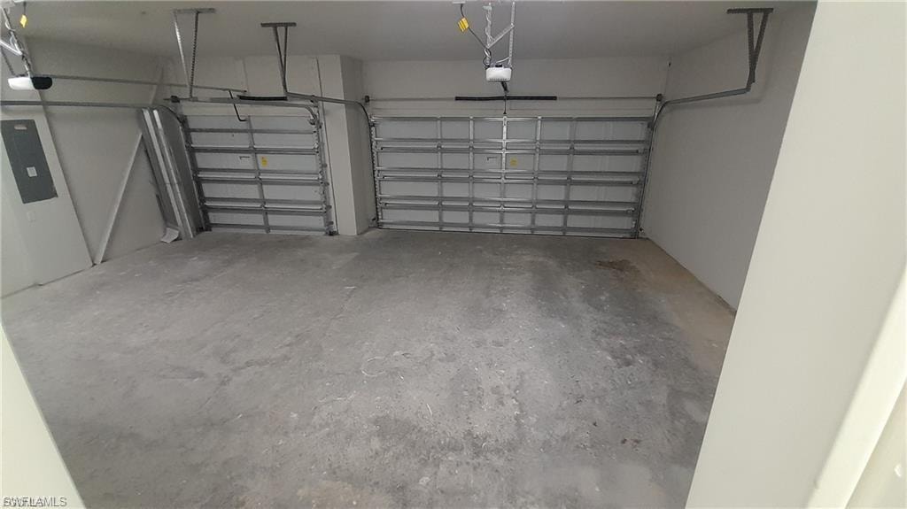 Spacious 3 car garage