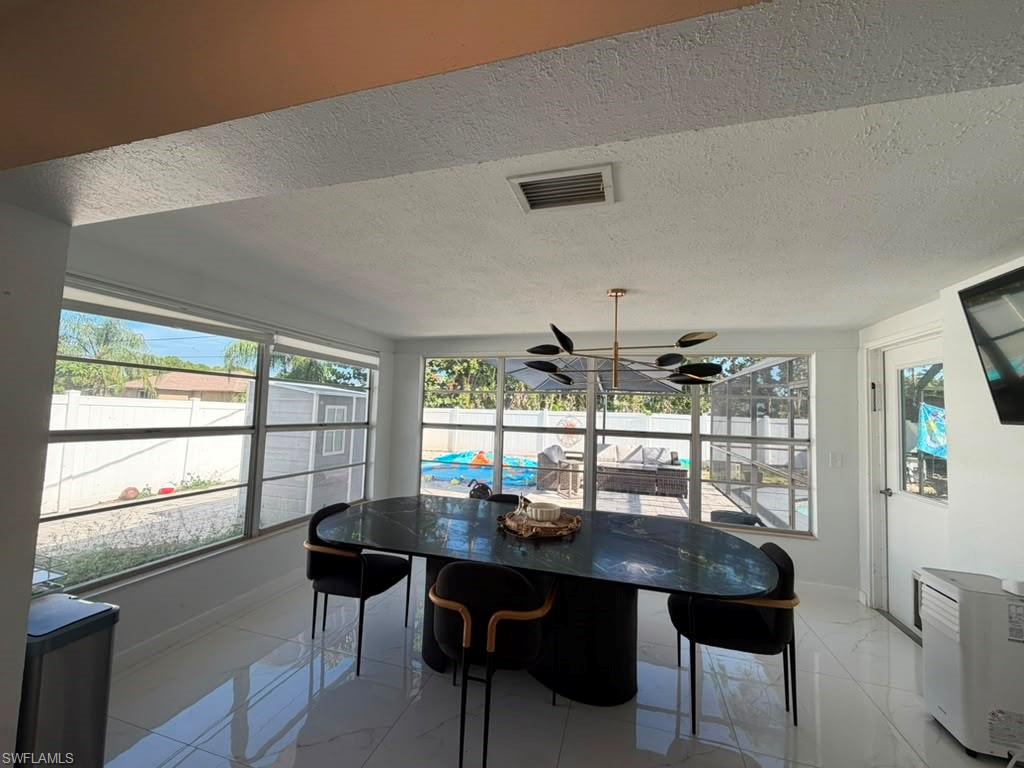 2267 Aldridge AVE photo 19