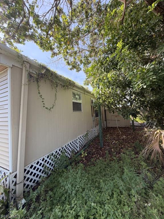 2074 Flowers DR photo 11